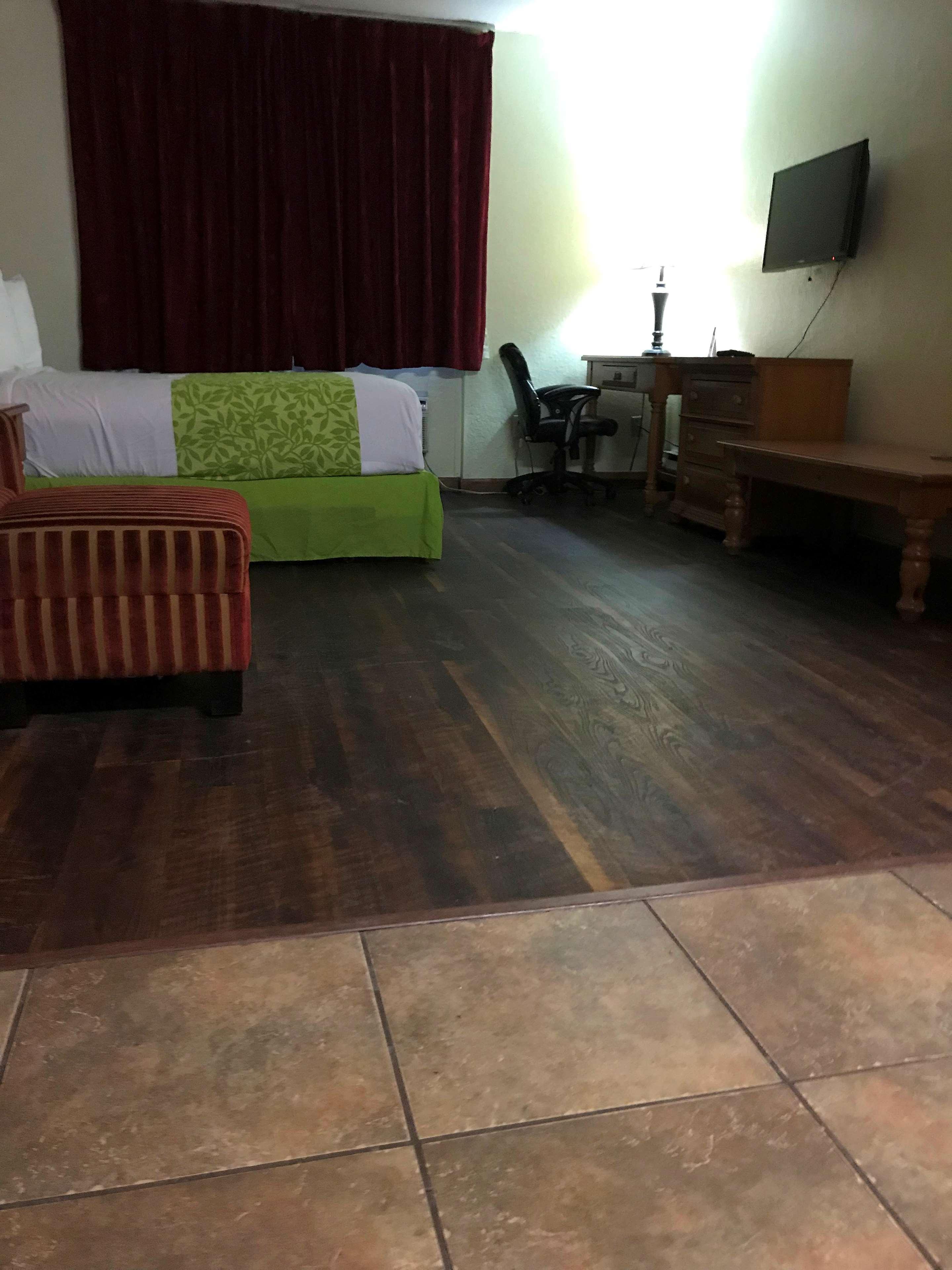 Americas Best Value Inn & Suites Anchorage Airport Dış mekan fotoğraf